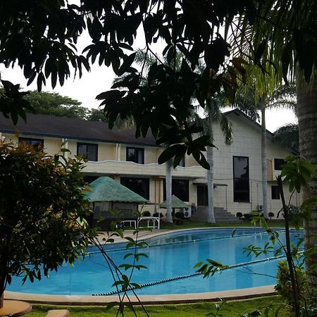 Phil Oasis Hotel & Resort Silang Eksteriør billede