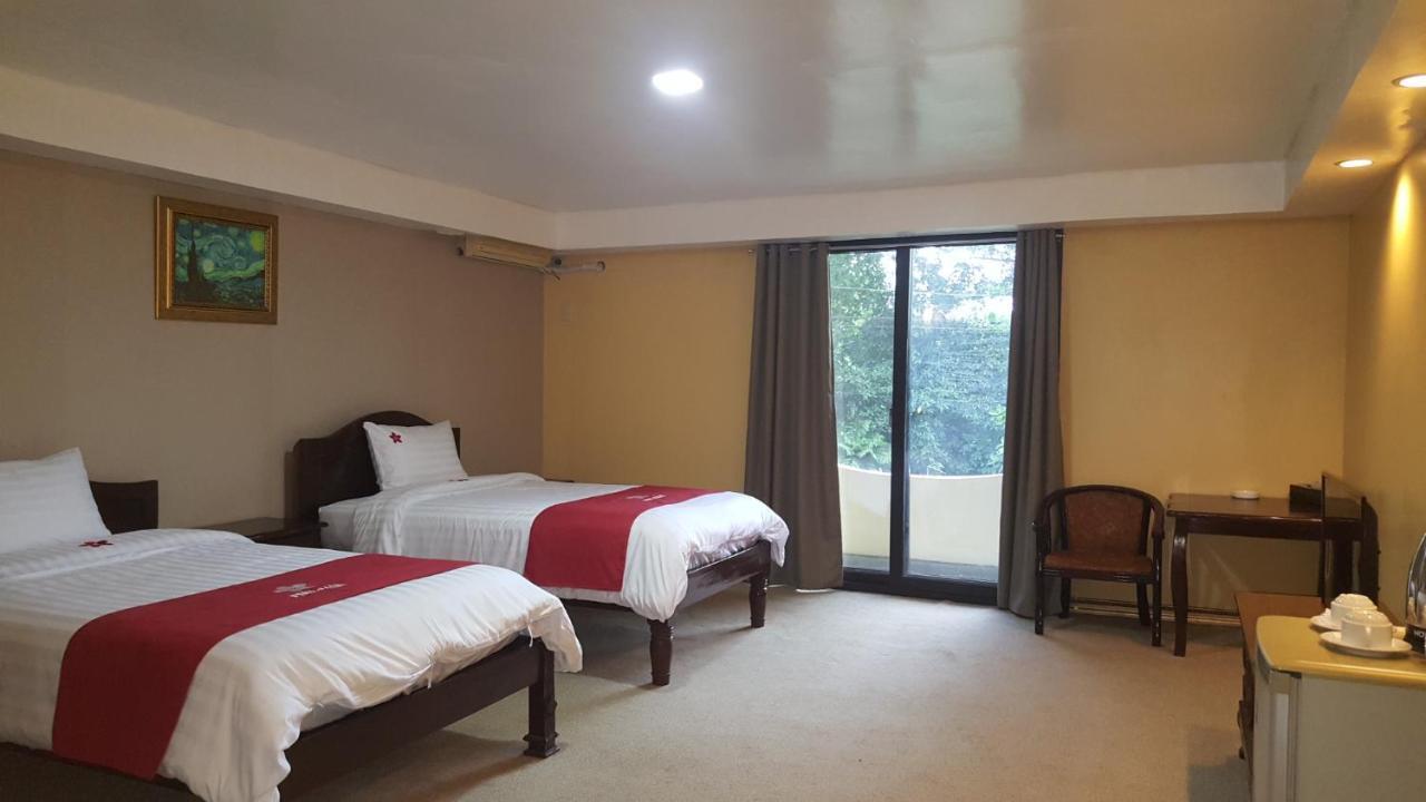 Phil Oasis Hotel & Resort Silang Eksteriør billede