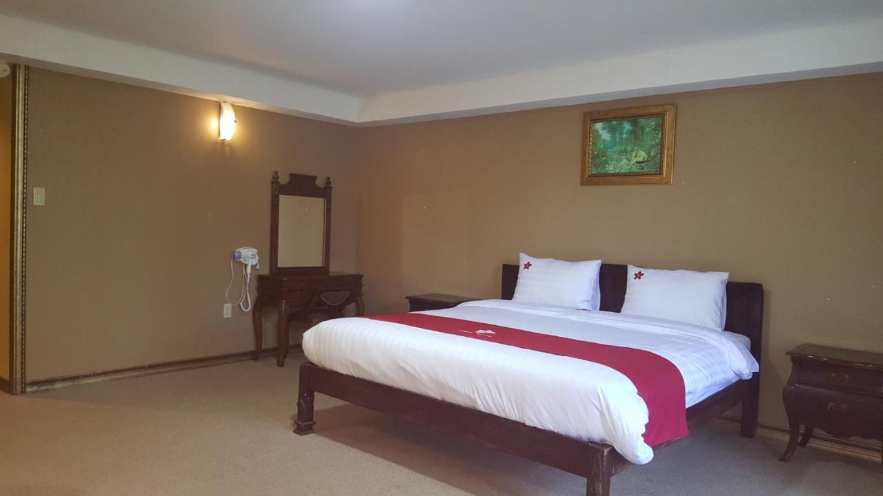 Phil Oasis Hotel & Resort Silang Eksteriør billede