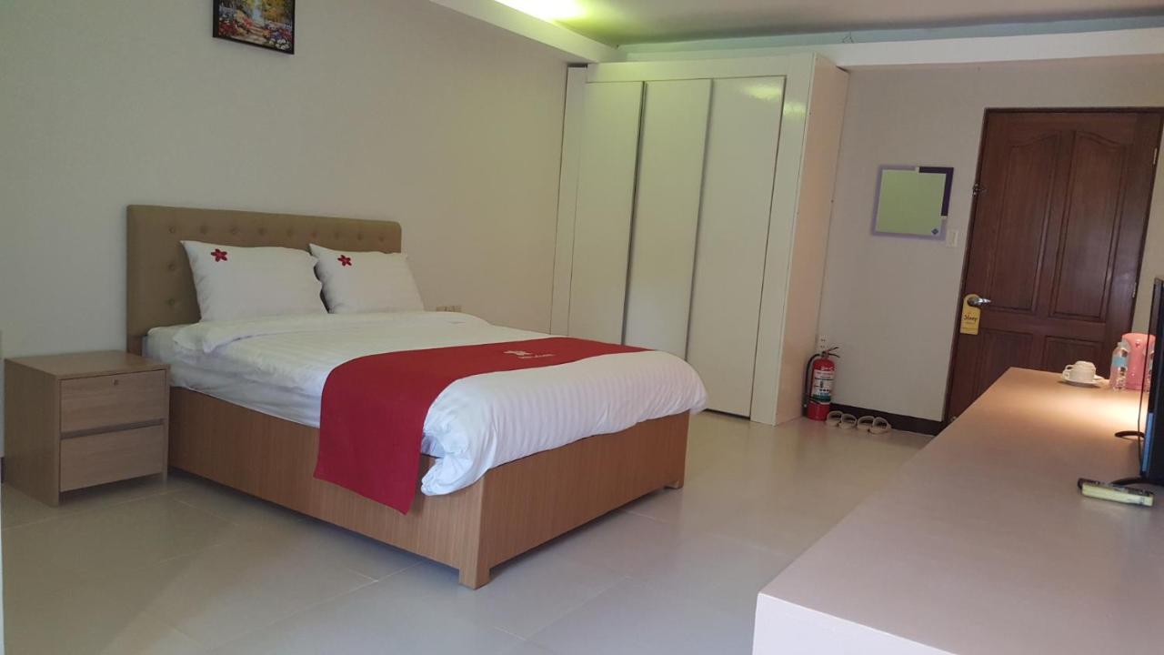 Phil Oasis Hotel & Resort Silang Eksteriør billede